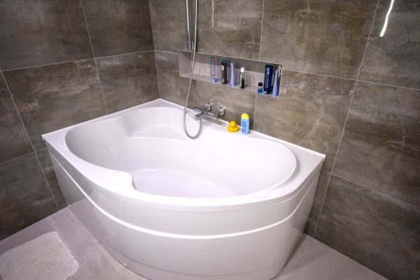 Large Bathtub Installation in Mooresville