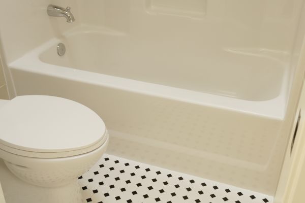 Fiberglass Tub Replacement in Mooresville